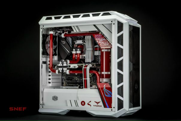 Проект на базе MasterCase H500P Mesh White под названием The Goddess of Dawn вполне заслуживает ваших лайков