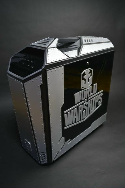 Встречайте очередной проект Ronnie Hara Mods под названием World of Warships. В основу своего проекта моддер положил корпус Cooler Master MasterCase Maker 5t. 