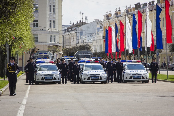 3 июля - профессиональный праздник сотрудников ГИБДД.
