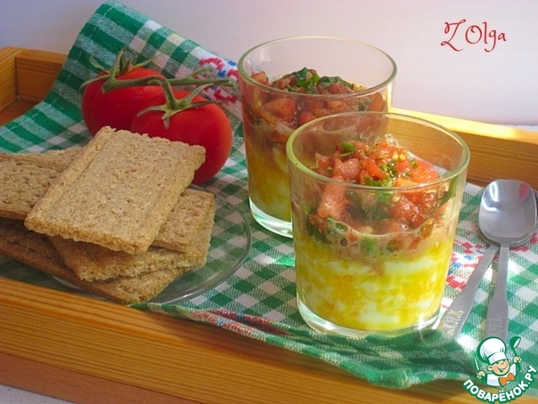 Яйца с помидорной сальсой