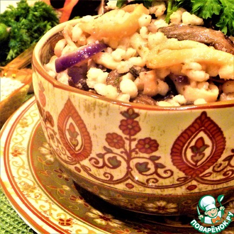 Каша перловая с кальмарами и грибами