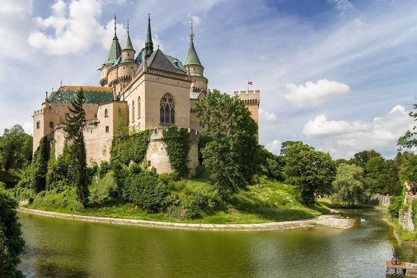 Бойницкий замок, Словакия