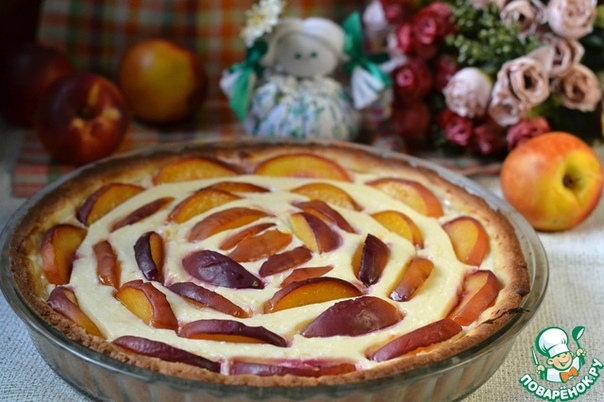 Тарт с творогом и нектаринами