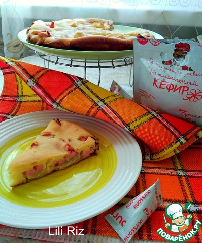 Пирог с картофелем и сосисками