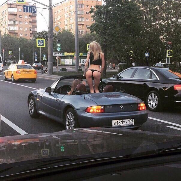 Есть ее инстаграм