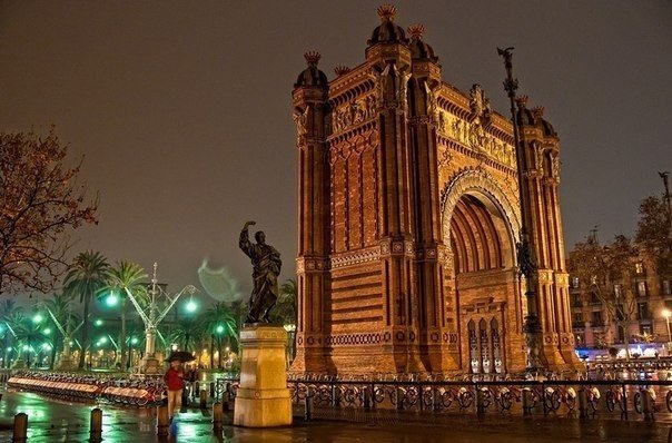 Барселона, Испания