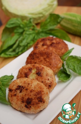 Котлеты из индейки с капустой и творогом