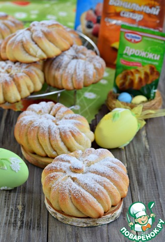 Сдобные булочки с сахаром и корицей