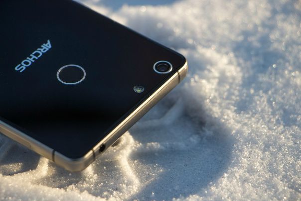 Обзор смартфона ARCHOS 55 Diamond Selfie!