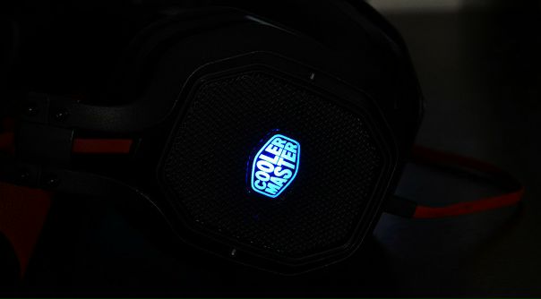 В руках oclab.ru побывала наша игровая гарнитура Cooler Master Master Pulse Pro 7.1 с Bass FX и не подкачала! Медаль нам за это!