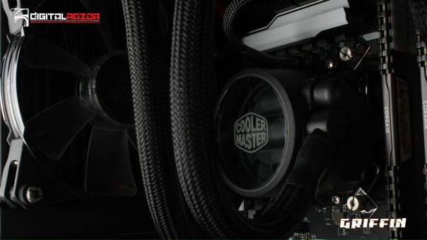 Игровая система DigitalRazor Griffin, в основу которой легли компоненты Cooler Master!