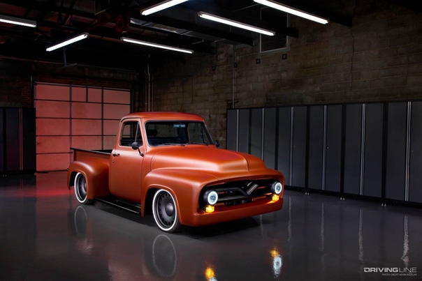 КАК ОБЪЕДИНИТЬ СОВРЕМЕННЫЕ ТЕХНОЛОГИИ С ВИНТАЖНЫМ FORD F-100 IRON 1955 ГОДА. 