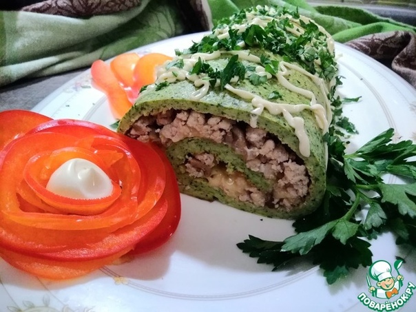 Кабачковый рулет с грибами