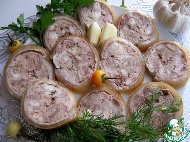 Свино-говяжья колбаса 