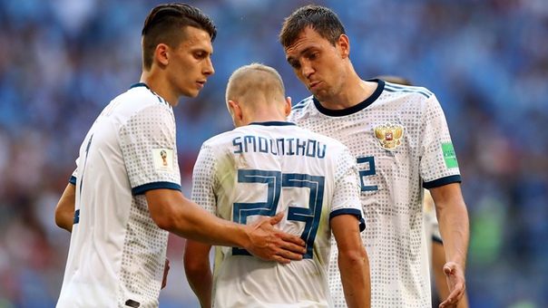 Смольников получил красную карточку в своем дебютном матче на ЧМ #WorldCup #Russia2018 #ЧМ2018 #Ф2018 