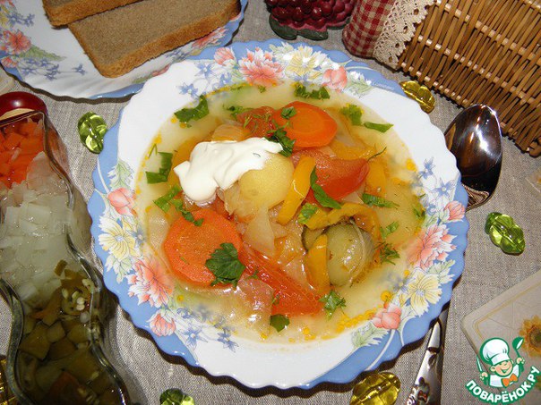 Овощной слоеный суп 