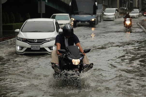 Синоптики прогнозируют дожди в Таиланде в течение всей недели.