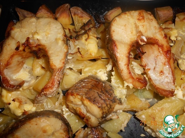 Щука с картошкой, запеченные в духовке