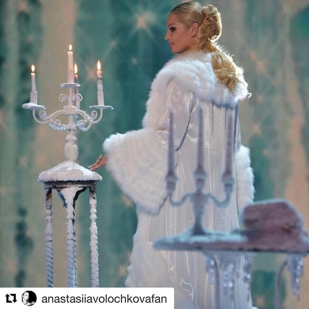 Анастасия Волочкова устроила фотосессию в стиле царицы!