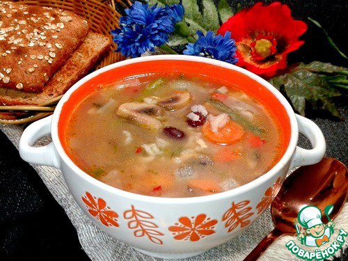 Постный рисовый суп с шампиньонами 