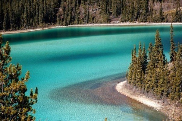 Emerald Lake, Аляска, США