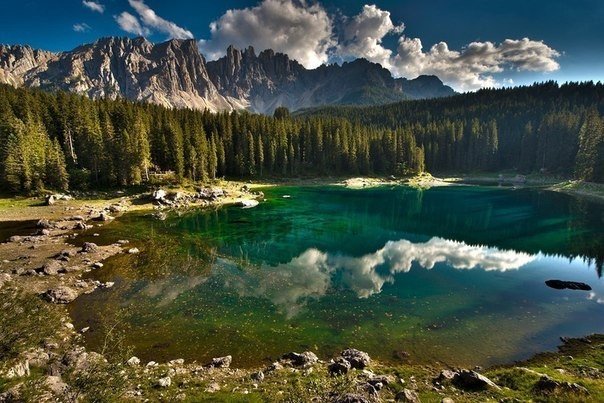 Озеро Carezza, Италия