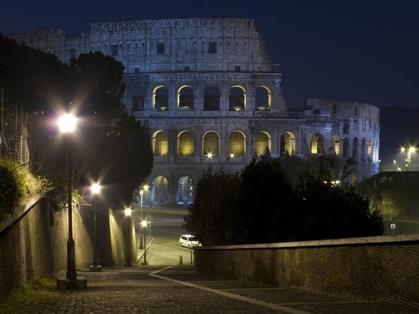 Вид на Колизей, Рим, Италия