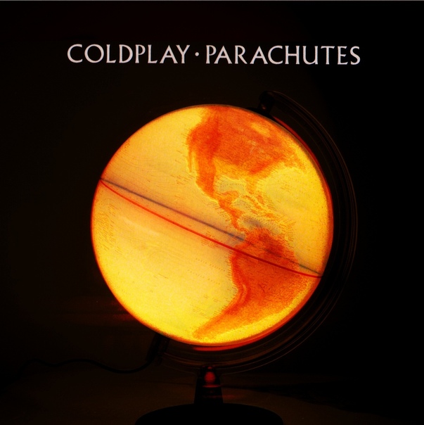 18 лет назад британская группа Coldplay выпустила свой дебютный альбом, получивший название Parachutes. Музыканты планировали записать весь материал за 2 недели, но в итоге работа растянулась на 9 месяцев.