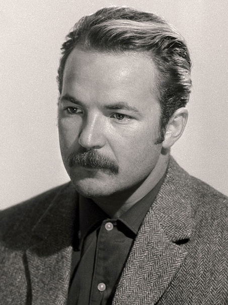 17 августа 1941 года родился НИКОЛАЙ ГУБЕНКО - советский и российский актёр театра и кино, режиссёр и сценарист. 