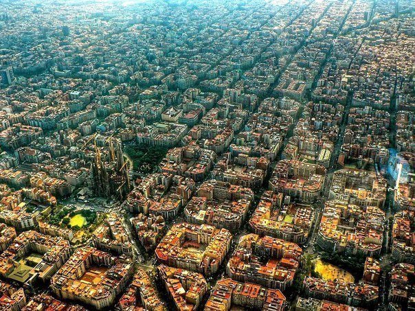 Барселона с высоты птичьего полета, Испания.