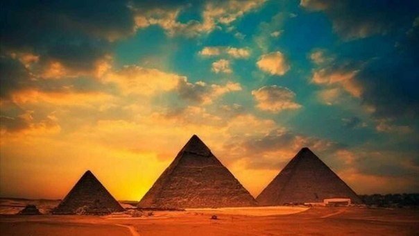Пирамиды на закате, Каир, Египет