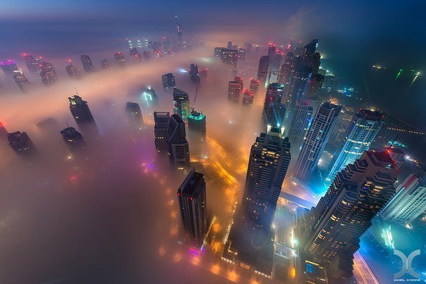 Дубай, морской туман