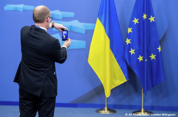 Нижняя палата парламента Нидерландов одобрила ассоциацию ЕС и Украины: 