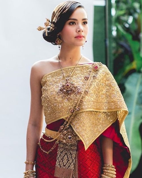 Традиционное тайское свадебное платье